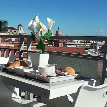 Mediterranea Couette-café 3*