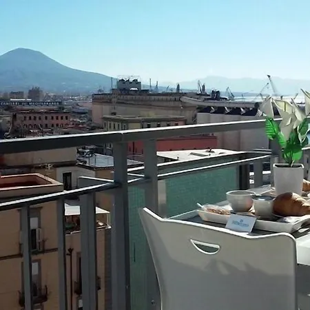 ロカンダ メディテラニア ベッド・アンド・ブレックファスト ナポリ