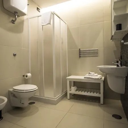 ロカンダ メディテラニア ベッド・アンド・ブレックファスト ナポリ