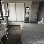 Bed and Breakfast Mediterranea Νάπολη